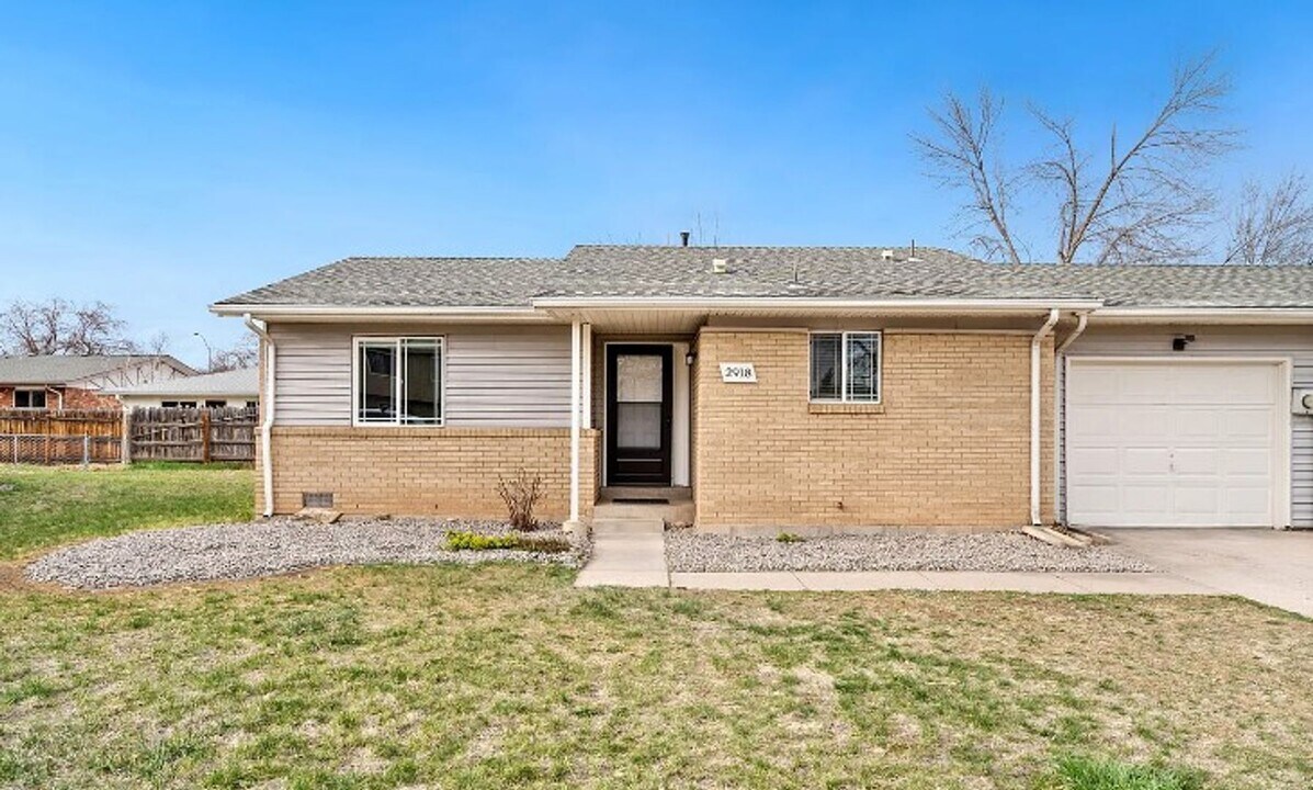 2918 Rams Ln in Fort Collins, CO - Foto de edificio
