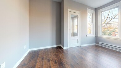 1915 W Erie Ave in Philadelphia, PA - Building Photo - Building Photo