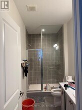 17 Calabria Dr in Caledon, ON - Building Photo - Building Photo