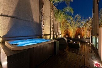 3601 Dixie Canyon Pl in Los Angeles, CA - Building Photo - Building Photo