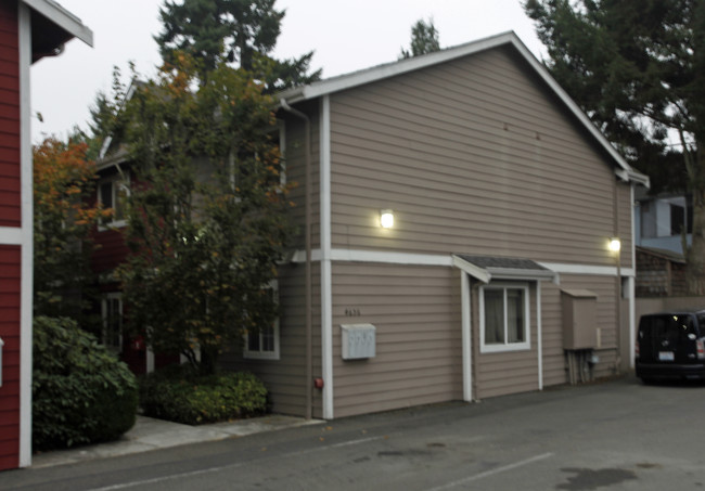 4656 N Pearl St in Tacoma, WA - Foto de edificio - Building Photo