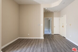 6140 Monterey Rd in Los Angeles, CA - Foto de edificio - Building Photo