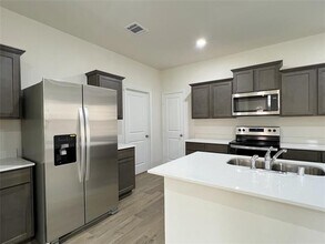 900 Trough St in Royse City, TX - Building Photo - Building Photo