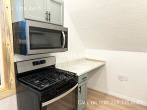 624 13th Ave S in Nampa, ID - Foto de edificio - Building Photo