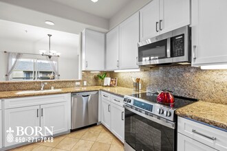 860 Meridian Bay Ln in Foster City, CA - Building Photo - Building Photo