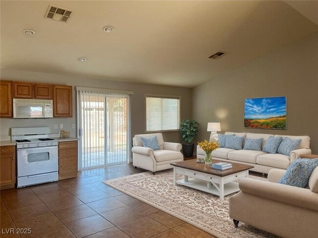 3925 Biddle St in North Las Vegas, NV - Building Photo - Building Photo