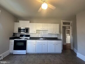 165 S Main St in Doylestown, PA - Building Photo - Building Photo