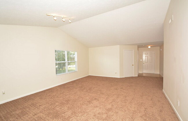7140 Morello Ln in Noblesville, IN - Building Photo - Building Photo