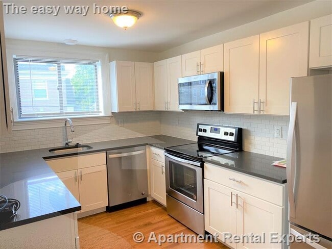 134 Summer St in Malden, MA - Foto de edificio - Building Photo