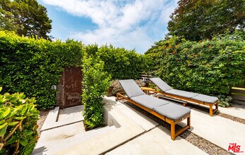4066 Alla Rd in Los Angeles, CA - Building Photo - Building Photo