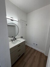 3770 E Somers Ave in Cudahy, WI - Foto de edificio - Building Photo