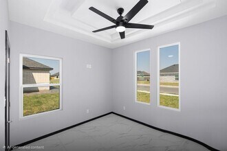 10403 N 32nd Ln in McAllen, TX - Building Photo - Building Photo