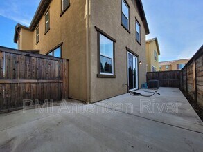 8183 Kramer Rnch Ln in Elk Grove, CA - Building Photo - Building Photo