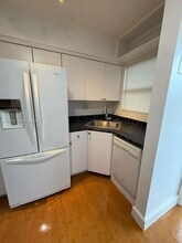 2225 NE 123rd St in North Miami, FL - Building Photo - Building Photo