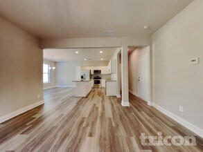 10 Berkmar Way in Hiram, GA - Foto de edificio - Building Photo