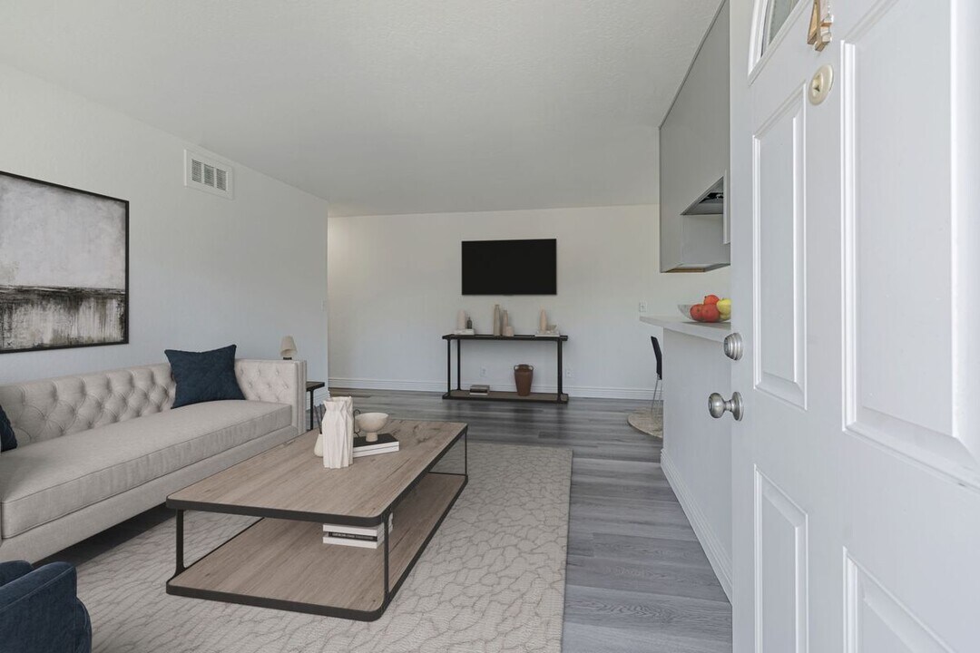 34818 Starling Dr in Union City, CA - Building Photo