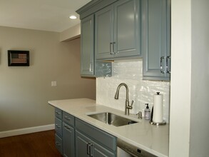 44 Cerretta St in Stamford, CT - Building Photo - Building Photo