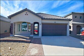 781 Croxdale St in El Paso, TX - Building Photo - Building Photo