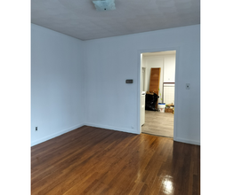 110 Thorndike St, Unit 1R in Cambridge, MA - Building Photo - Building Photo