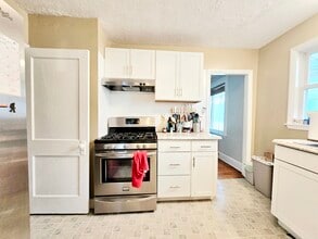 44 Day St, Unit 2 in Boston, MA - Building Photo - Building Photo