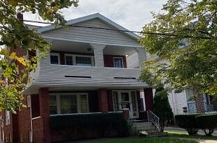 2207 Portman Ave, Unit SecondFloor in Cleveland, OH - Building Photo