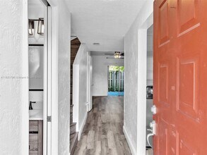 3791 NW 78th Ave in Hollywood, FL - Building Photo - Building Photo
