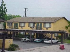 1003-1009 E Deodar St in Ontario, CA - Building Photo - Building Photo