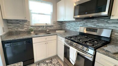 3128 59th St S in Gulfport, FL - Building Photo - Building Photo