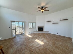 511 Pinon Creek Rd SE in Albuquerque, NM - Building Photo - Building Photo