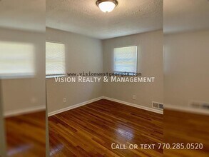 3929 Crossvale Rd in Stonecrest, GA - Building Photo - Building Photo