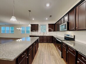 246 Lake Vista Dr in Loganville, GA - Building Photo - Building Photo