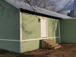 601 TX-56 in Windom, TX - Foto de edificio - Building Photo