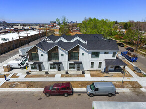 Lincoln Townhomes in Denver, CO - Building Photo - Building Photo