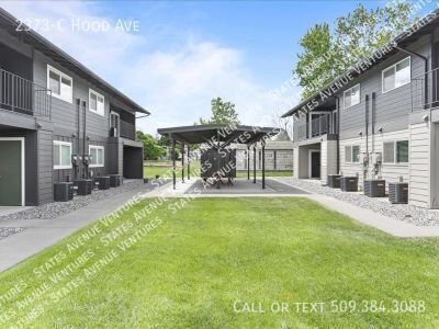 2373 Hood Ave in Richland, WA - Building Photo - Building Photo
