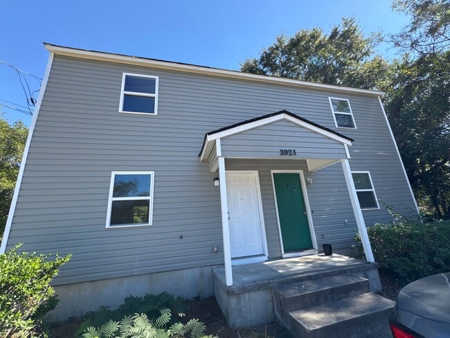 3921 Grand Ave