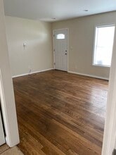 2102 W Concho Ave in San Angelo, TX - Foto de edificio - Building Photo