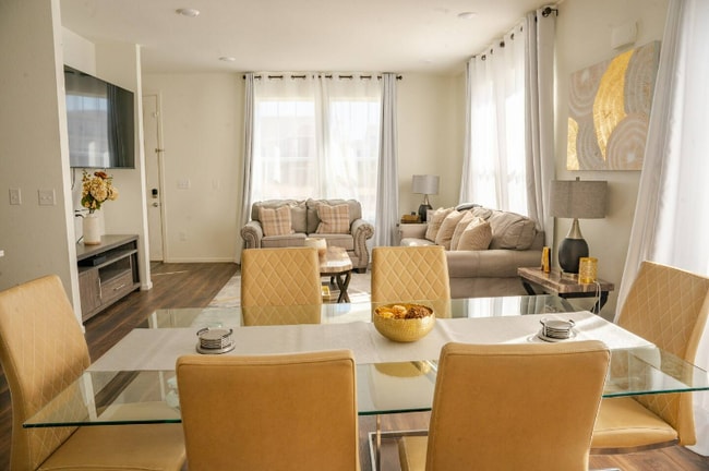 property at 6253 N Liverpool St