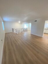 563 S Fashion Park St, Unit C in Orange, CA - Building Photo - Building Photo