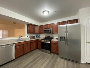 11 Blue Spire Cir in Middle River, MD - Building Photo - Building Photo