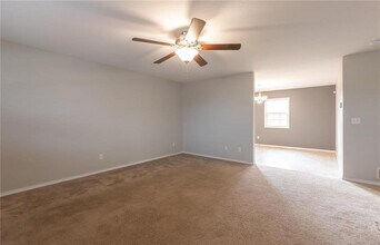 21088 Larson Rd in Waynesville, MO - Building Photo - Building Photo
