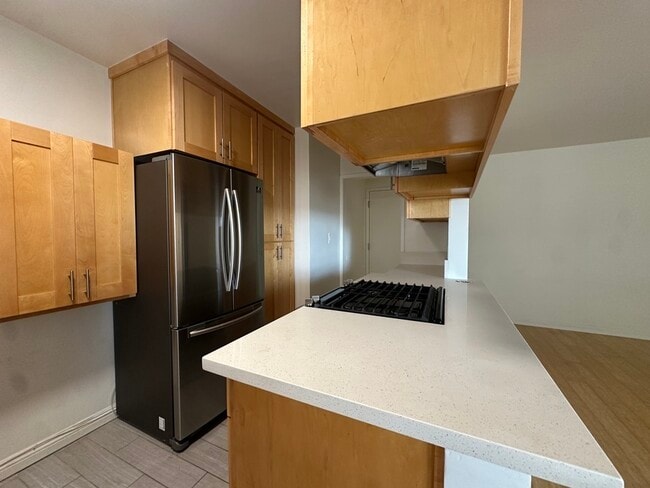 21 Thornton Ave in Los Angeles, CA - Building Photo - Building Photo