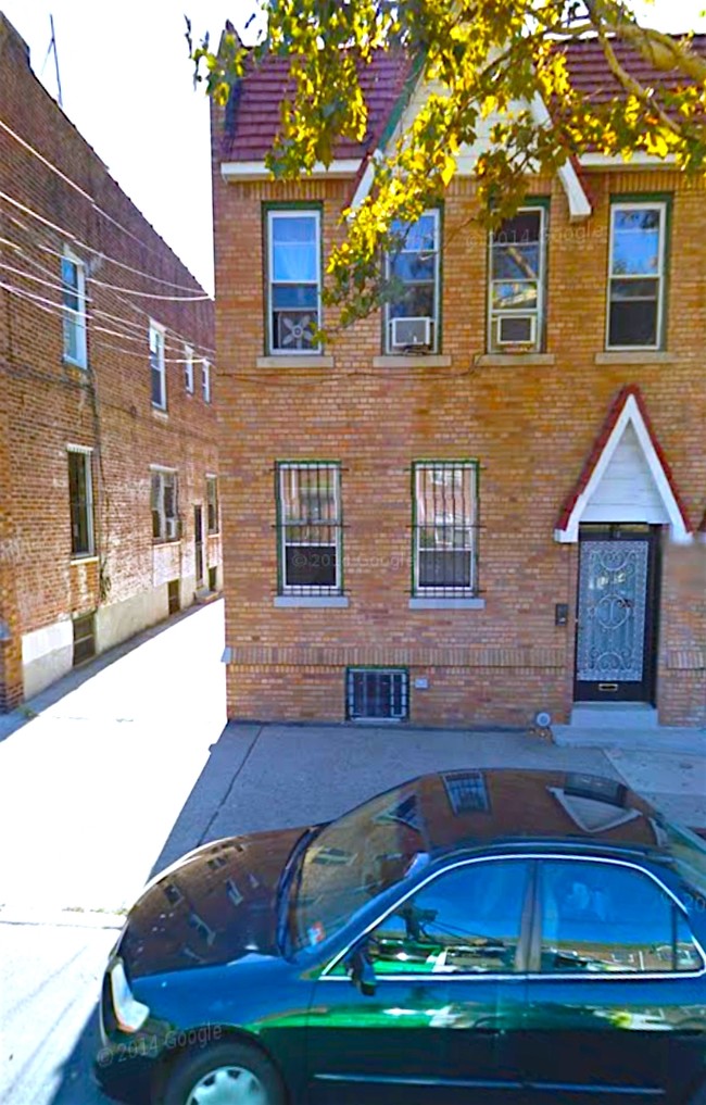 1754 Dekalb Ave in Ridgewood, NY - Building Photo - Building Photo