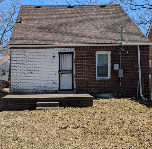 19311 Rutherford St in Detroit, MI - Foto de edificio - Building Photo