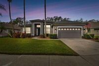 5723 Bent Grass Dr in Valrico, FL - Foto de edificio - Building Photo