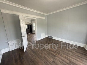 2155 N 32nd St in Milwaukee, WI - Building Photo - Building Photo