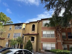 5124 Conroy Rd in Orlando, FL - Building Photo - Building Photo