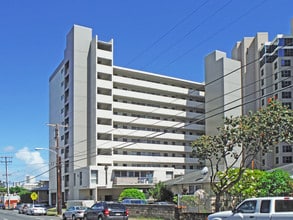 1073 Kinau St in Honolulu, HI - Foto de edificio - Building Photo