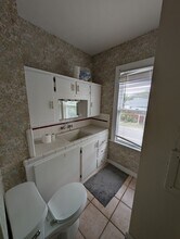 3715 Tom Green St, Unit 3715.B Tom Green in Austin, TX - Building Photo - Building Photo