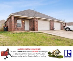 1467 Tucson Loop in Springdale, AR - Building Photo