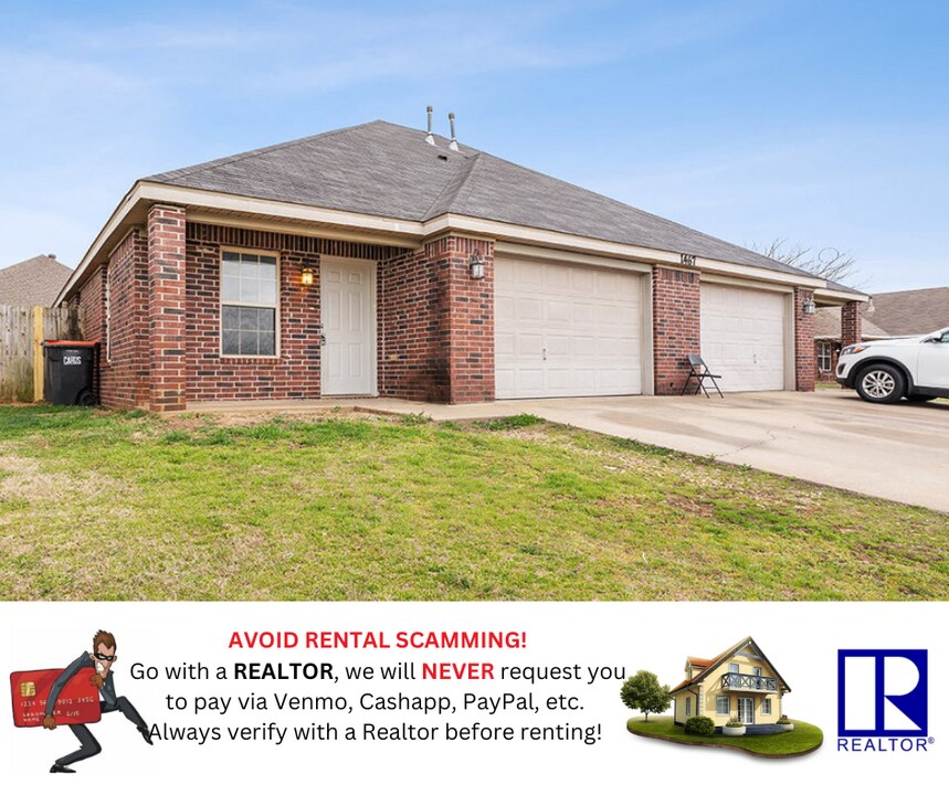 1467 Tucson Loop in Springdale, AR - Foto de edificio
